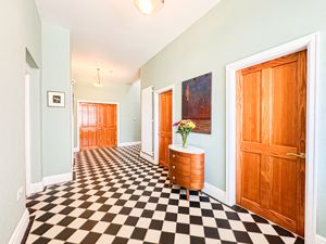 Photo 32- click for photo gallery